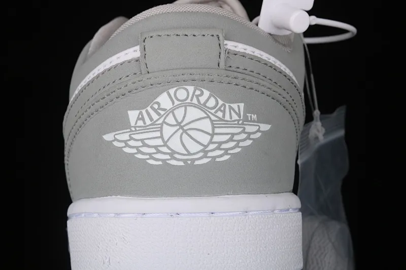 All Categories Air Jordan Jordan Series Basketball Shoes Air Jordan 1 Low Air Jordan 1 Low AJ1 Joe 1 Wolf Gray Low-top Cultural Leisure Sports Shoes DC0774-105
